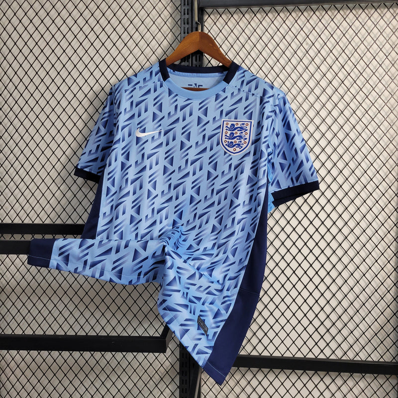 INGLATERRA FORA 23/24