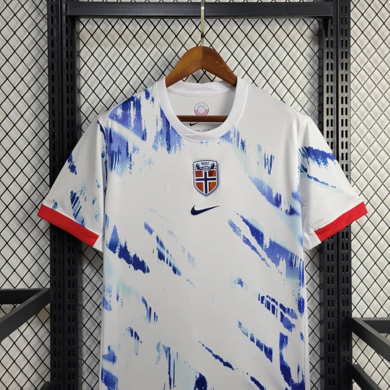 NORUEGA FORA 24/25