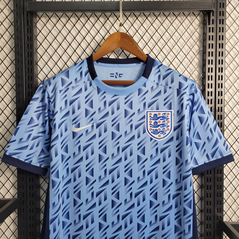INGLATERRA FORA 23/24