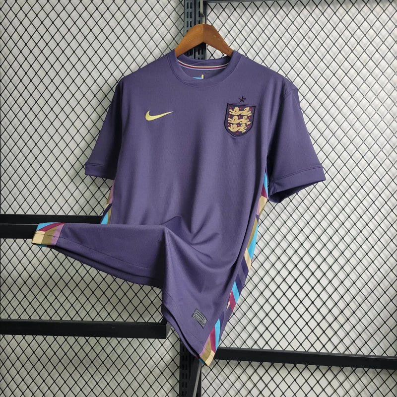 INGLATERRA FORA 24/25