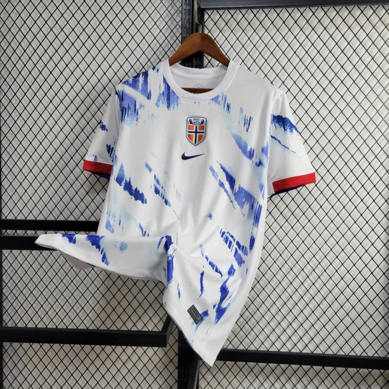 NORUEGA FORA 24/25