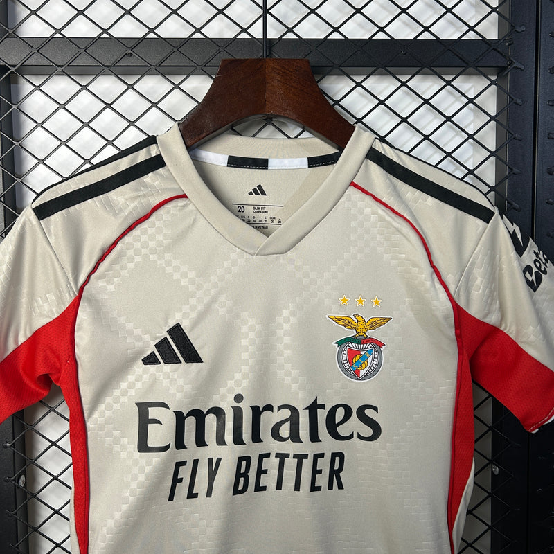 CRIANÇA BENFICA FORA 25/26