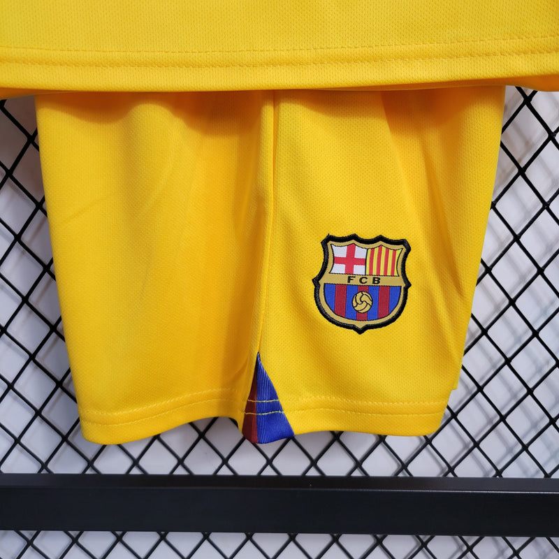 CRIANÇA BARCELONA FORA 23/24