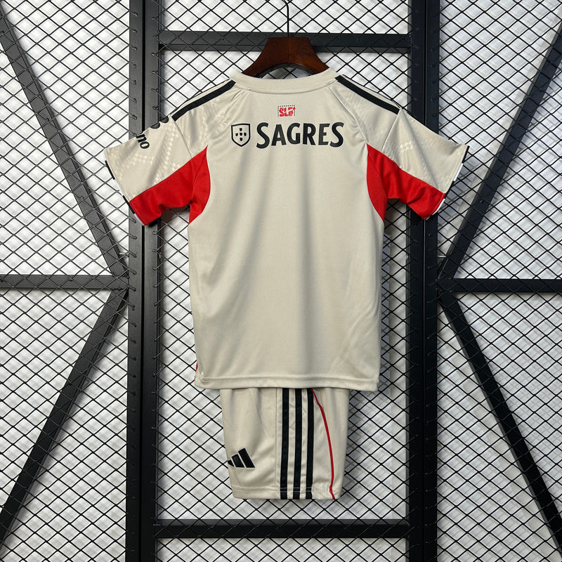 CRIANÇA BENFICA FORA 25/26