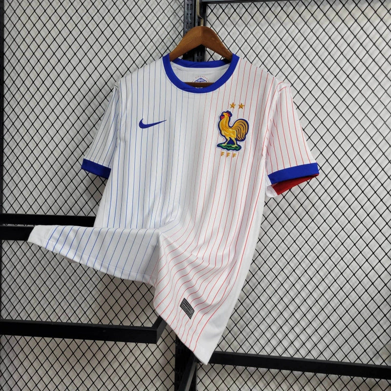 FRANÇA FORA 24/25