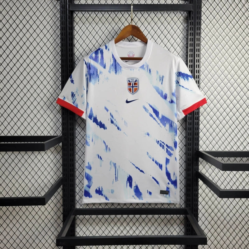 NORUEGA FORA 24/25