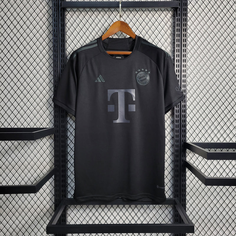 BAYERN MUNICH EDIÇÃO ESPECIAL PRETA 23/24