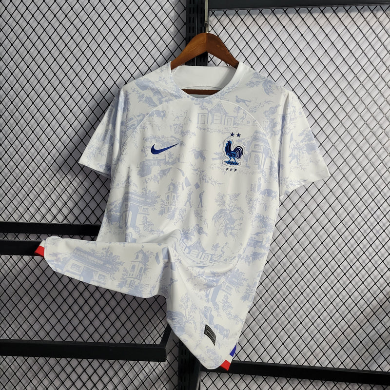 FRANÇA FORA 22/23