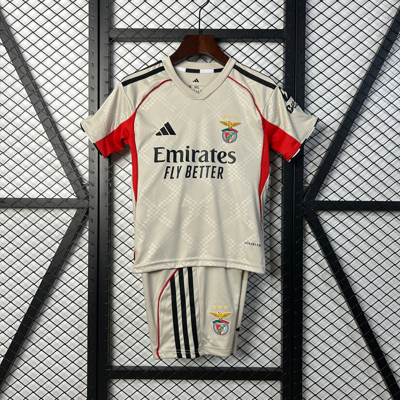 CRIANÇA BENFICA FORA 25/26