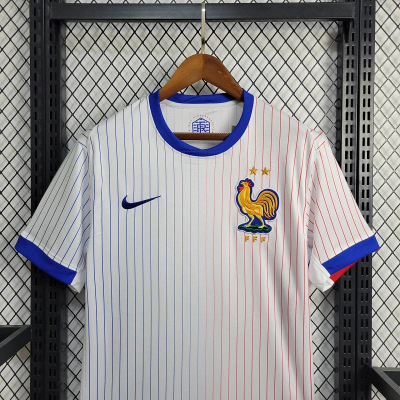FRANÇA FORA 24/25